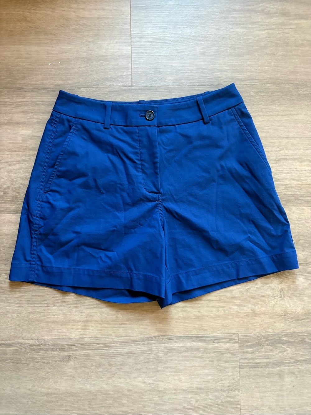 Kit and Ace Women's Shorts in Navy- size 4